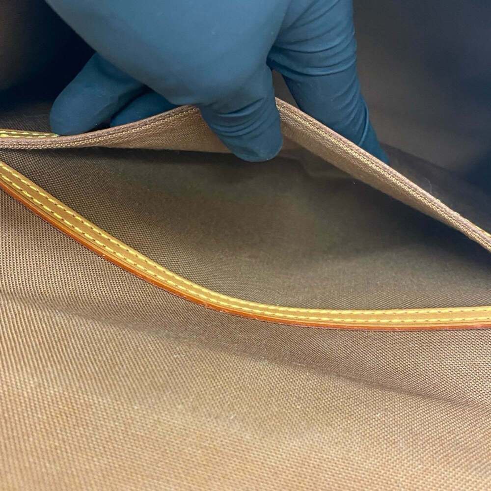 LOUIS VUITTON Brown Monogram Leather Shoulder Bag - Picture 10 of 10
